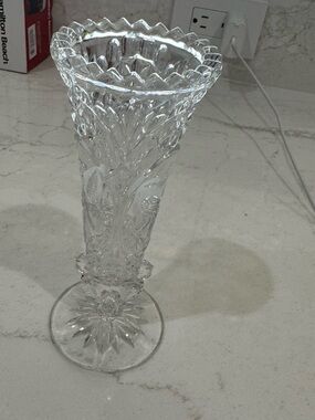 Hofbauer Byrdes German Collection Crystal Bud Vase Birds 7 inch H